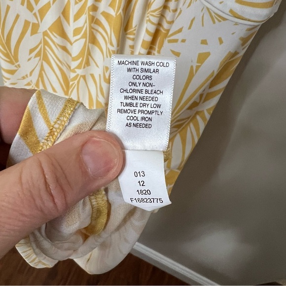 Merona Yellow and White Leaf Print Below the Knee Midi Dress size XXL - Picture 8 of 11